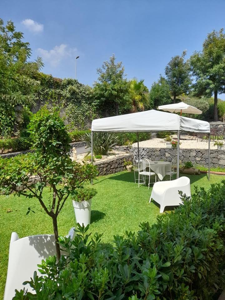 B&B Boutique Di Charme "Etna-Relax-Natura" Zafferana Etnea Exterior foto